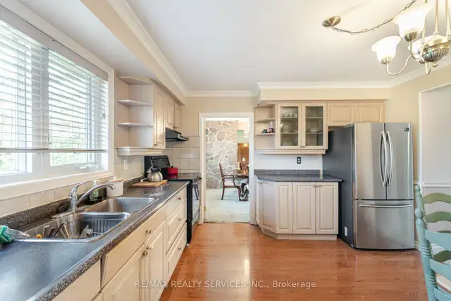 House Rent - Photo 12