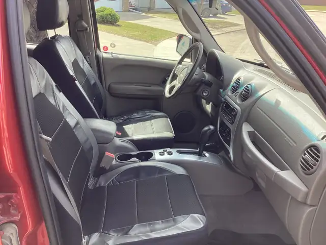 2005 Jeep liberty - Photo 4