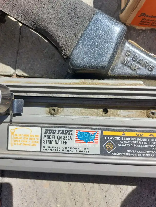 Duo-Fast framing nail gun and nails - Photo 3