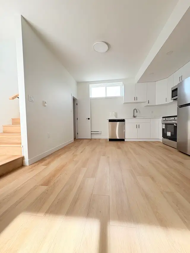 2 bedroom basement suite - Photo 9