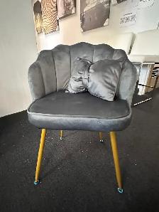 Brand New Velvet Scalloped Accent Chair with Gold Metal Legs $39