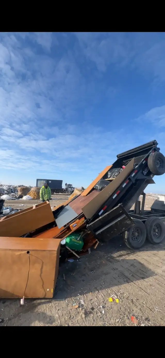 Fast friendly junk removal service! - Photo 2