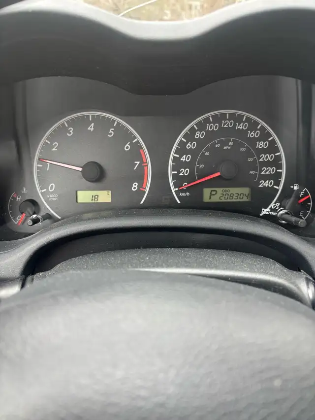2012 Toyota Corolla - Photo 6