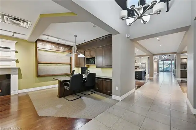 TURNKEY SHOWROOM   WAREHOUSE – PERFECT FOR BUILDERS - Photo 17