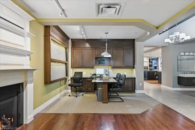TURNKEY SHOWROOM   WAREHOUSE – PERFECT FOR BUILDERS - Photo 18