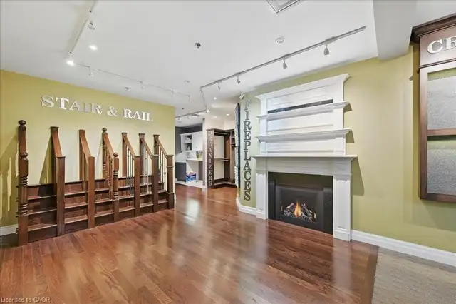 TURNKEY SHOWROOM   WAREHOUSE – PERFECT FOR BUILDERS - Photo 19