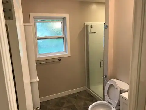 One Bright Bedroom Apartment Near UWO & Richmond Row - Photo 4