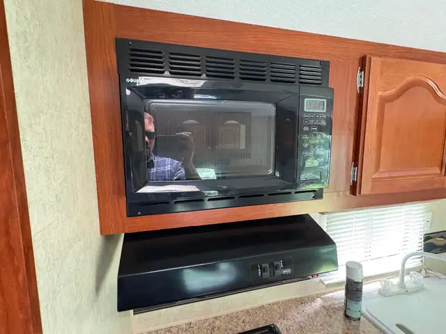 2009 23’ Pioneer Spirit Holiday Trailer - Photo 10