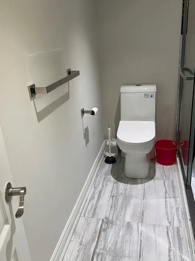 One bedroom basement for rent - Photo 9