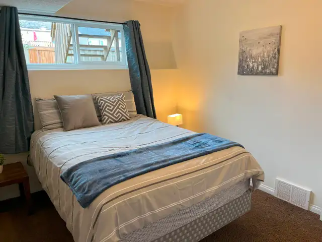 ❤ 4BR Crew House: Park Views, King Bed, Modern, All-Inclusive - Photo 8
