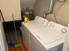 ❤ Posh, cozy, bright FURNISHED suite ✔ Separate Entry ✔ Parking - Photo 6