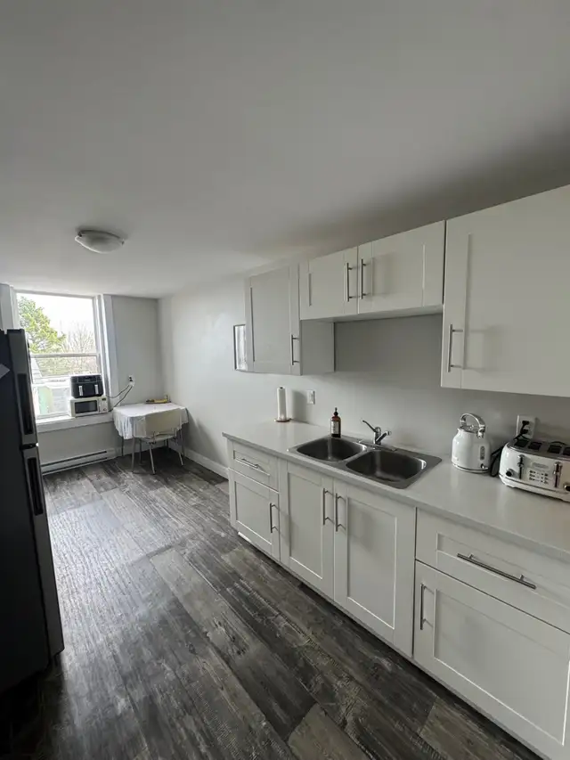 Nice two bedroom uptown Saint John available June 1 - Photo 4