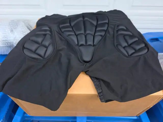 Vepaus Padded Motorcycle Riding Protective Shorts - Photo 7