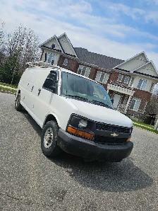 2010 Chevrolet Express 3500 extended