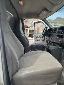 2010 Chevrolet Express 3500 extended - Photo 10