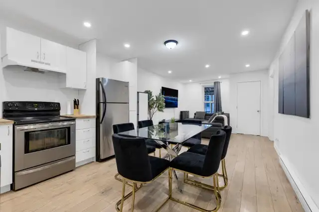 Furnished Room  Parking –Available June Short-Term and Long-Term - Photo 6