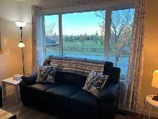 ❤ 4BR Crew House: Park Views, King Bed, Modern, All-Inclusive - Photo 3