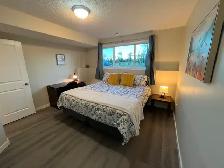 ❤ 4BR Crew House: Park Views, King Bed, Modern, All-Inclusive - Photo 5