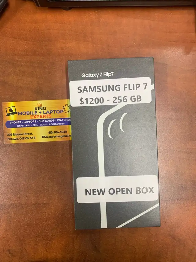 Samsung Z flip7 - Photo 2