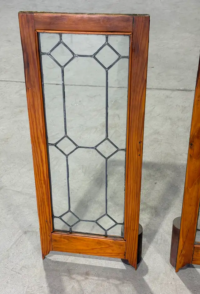 Antique Pair Of Leaded Glass Windows (Pine Frames) - Photo 2