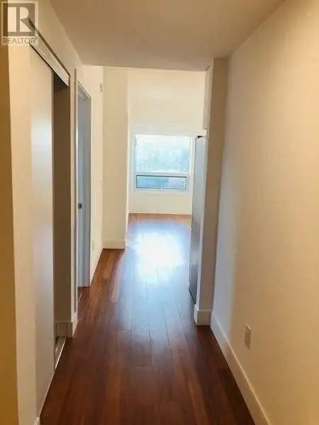 Room for Rent - Photo 2