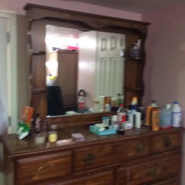 Large Basement Room For Rent in Scarborough - Photo 3