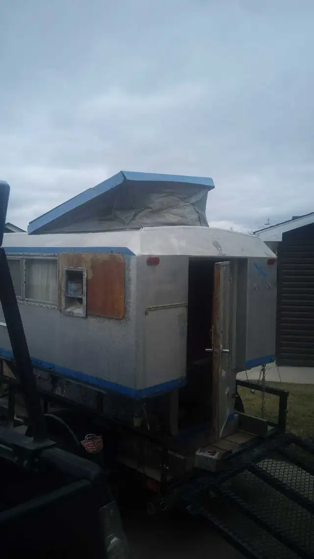 small bed camper - Photo 5