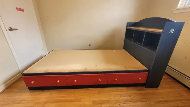 Bed frame for sale - Photo 2