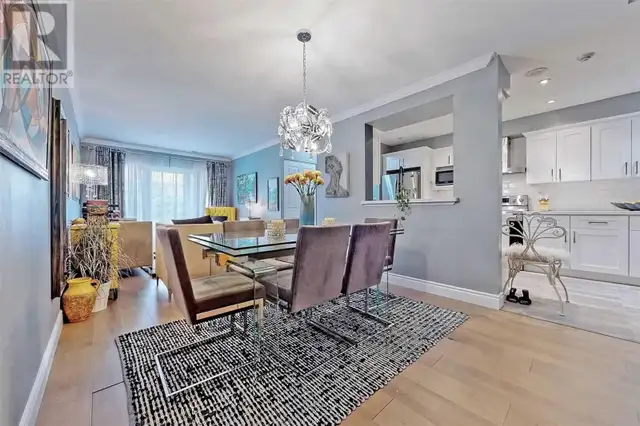 Pickering 3 Bedroom Executive 3 floor Condo in Gated Complex. - Photo 5