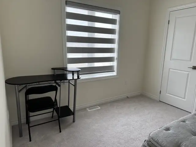 ONE Bedroom at First floor for Rent in 4 bedrooms Townhouse. - Photo 5