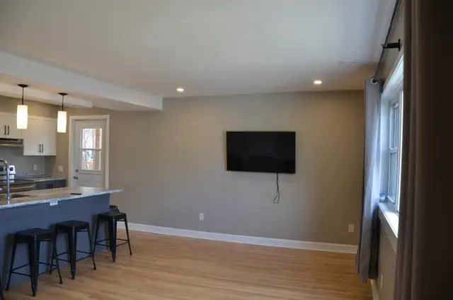 New 3BR — Truly All-Inclusive w/ Parking, Snow & Lawn Care - Photo 3