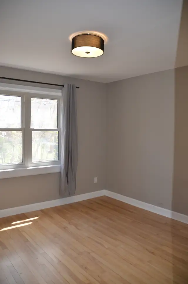 New 3BR — Truly All-Inclusive w/ Parking, Snow & Lawn Care - Photo 14