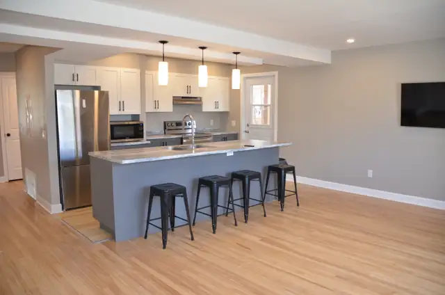 New 3BR — Truly All-Inclusive w/ Parking, Snow & Lawn Care - Photo 16