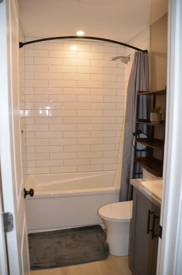 New 3BR — Truly All-Inclusive w/ Parking, Snow & Lawn Care - Photo 18