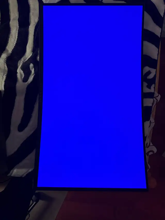 Alienware AW3225QF OLED Gaming Monitor - Photo 2