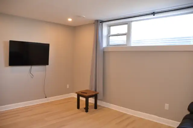Renovated 3BR Lower Unit — Gas Fireplace, Kitchen Island, Truly - Photo 7