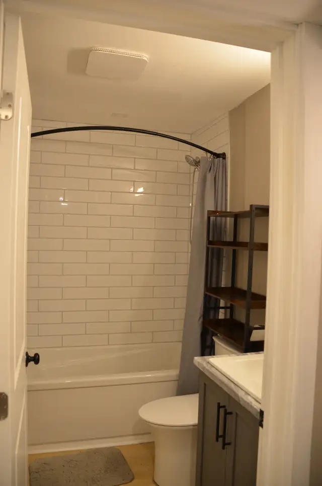 Renovated 3BR Lower Unit — Gas Fireplace, Kitchen Island, Truly - Photo 11
