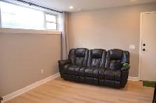 Renovated 3BR Lower Unit — Gas Fireplace, Kitchen Island, Truly - Photo 15