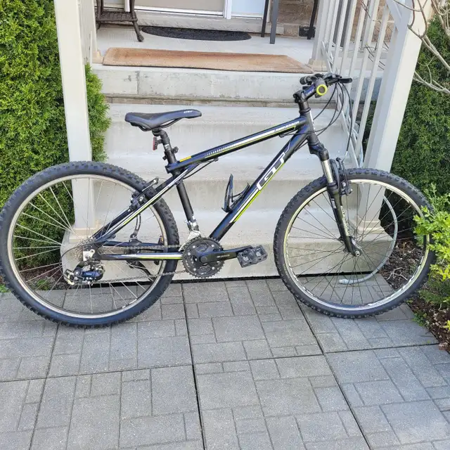 GT Aggressor 3.0 Mountain Bike - Photo 2
