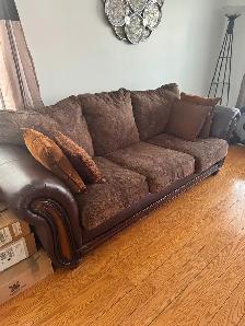 3 seater couch $120