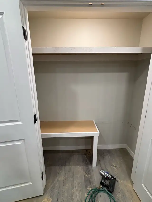 Carpenter - Photo 2