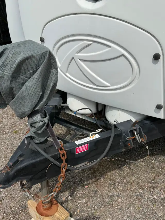 2013 Keystone Laredo 303TG - Photo 8