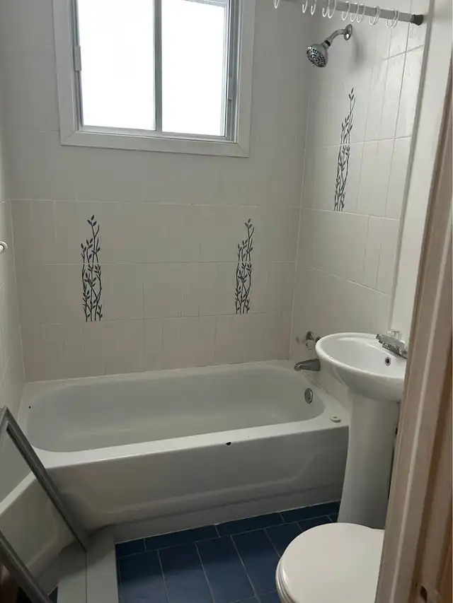 Appartment for rent/ logement a louer - Photo 2