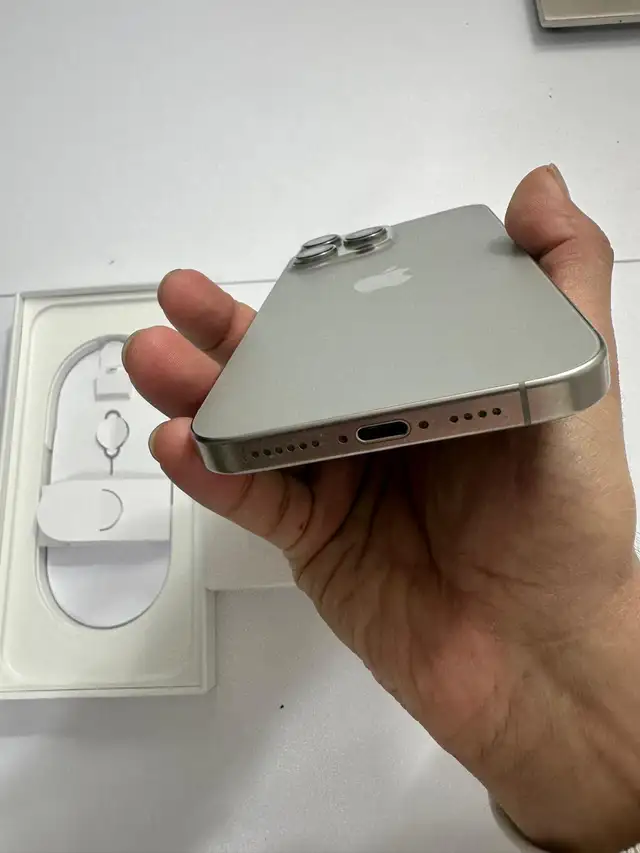 iPhone 16 Pro Max 256gb 45W Fast Charger Set/Delivery - Photo 4