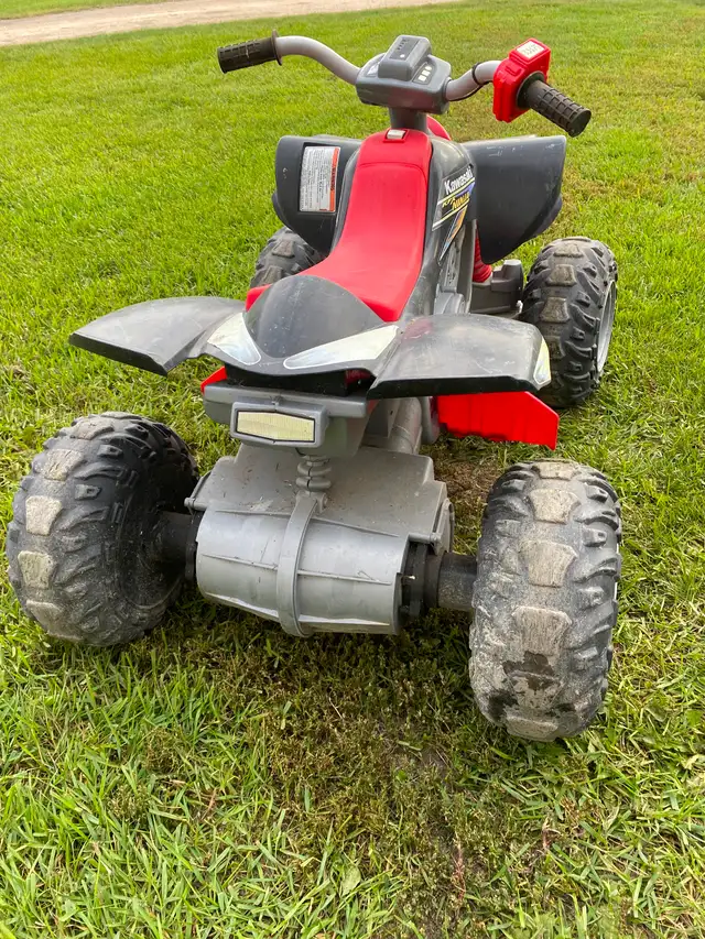 2.      KIDS. RIDE -ON ATV’S - Photo 2