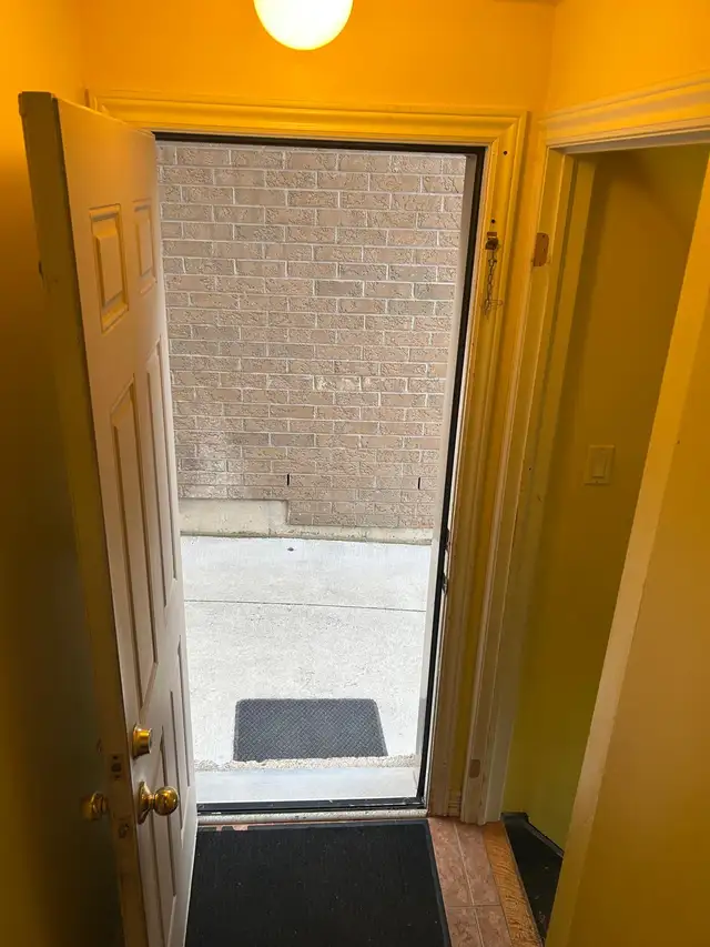 Basement for rent - Photo 2