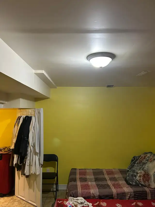 Basement for rent - Photo 6