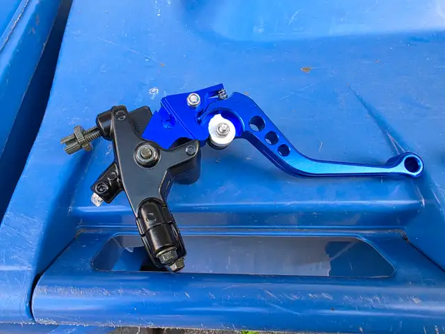 Aftermarket Brake Master Cylinder & Clutch Perch W Blue Leavers - Photo 10