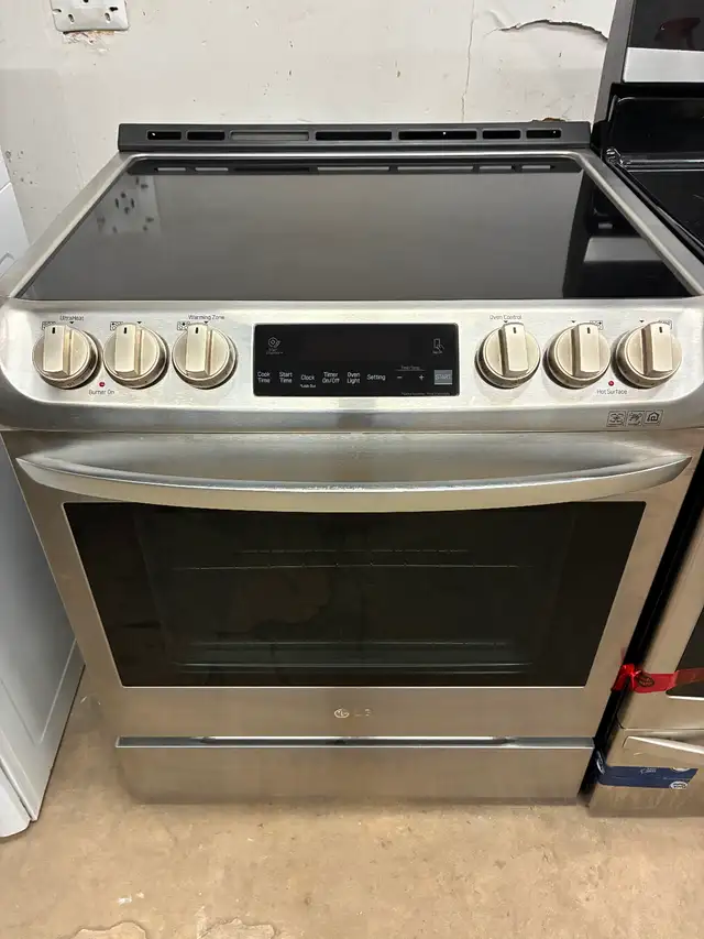 LG Smart ThinQ  range $800 taxin 1 yr. warranty loc.delivery inc