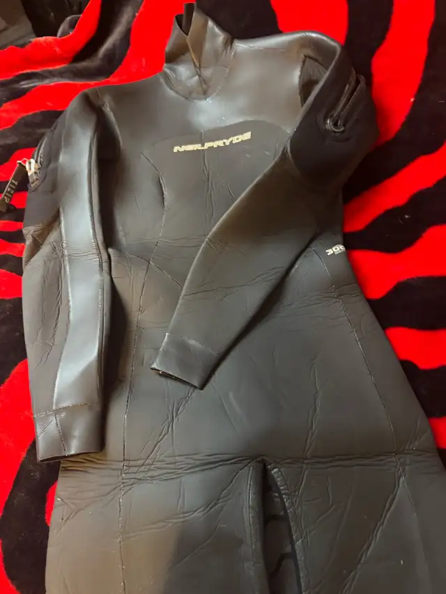 Ladies Neil Pryde wetsuit - Photo 2